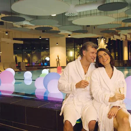 Aja Warnemuende Szálloda 4*