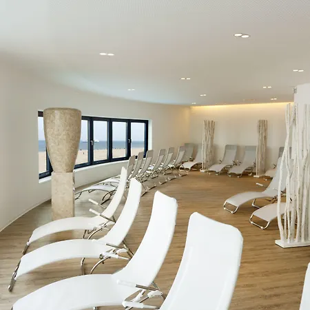 Aja Warnemuende Otel 4*