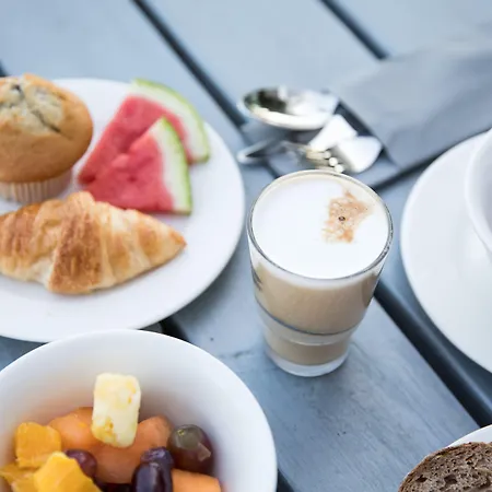 Aja Warnemuende Hotel 4*