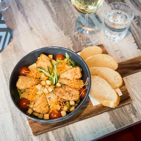 Aja Warnemuende Otel Rostock