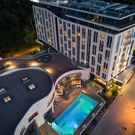 Aja Warnemuende 4*