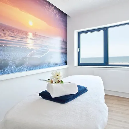 Aja Warnemuende 4*
