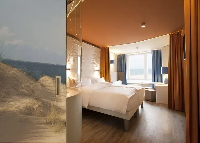 Aja Warnemuende Hotel 4*